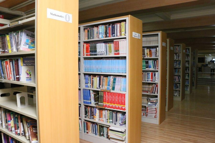 Atmiya Institute of Science and Technology for Diploma Studies, Atmiya University Rajkot Library photo 6